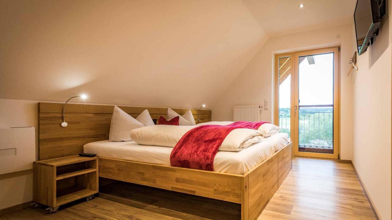 Urlaub Am Regen - Ferienhof Dirnberger Nittenau Kültér fotó
